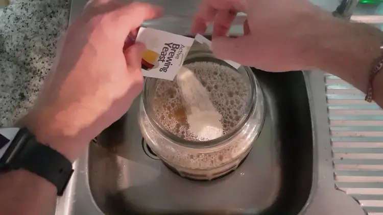 pitching yeast